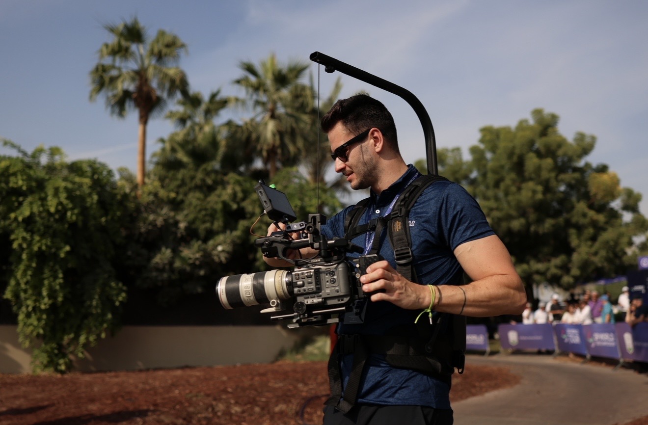 Behind the scenes frame 12