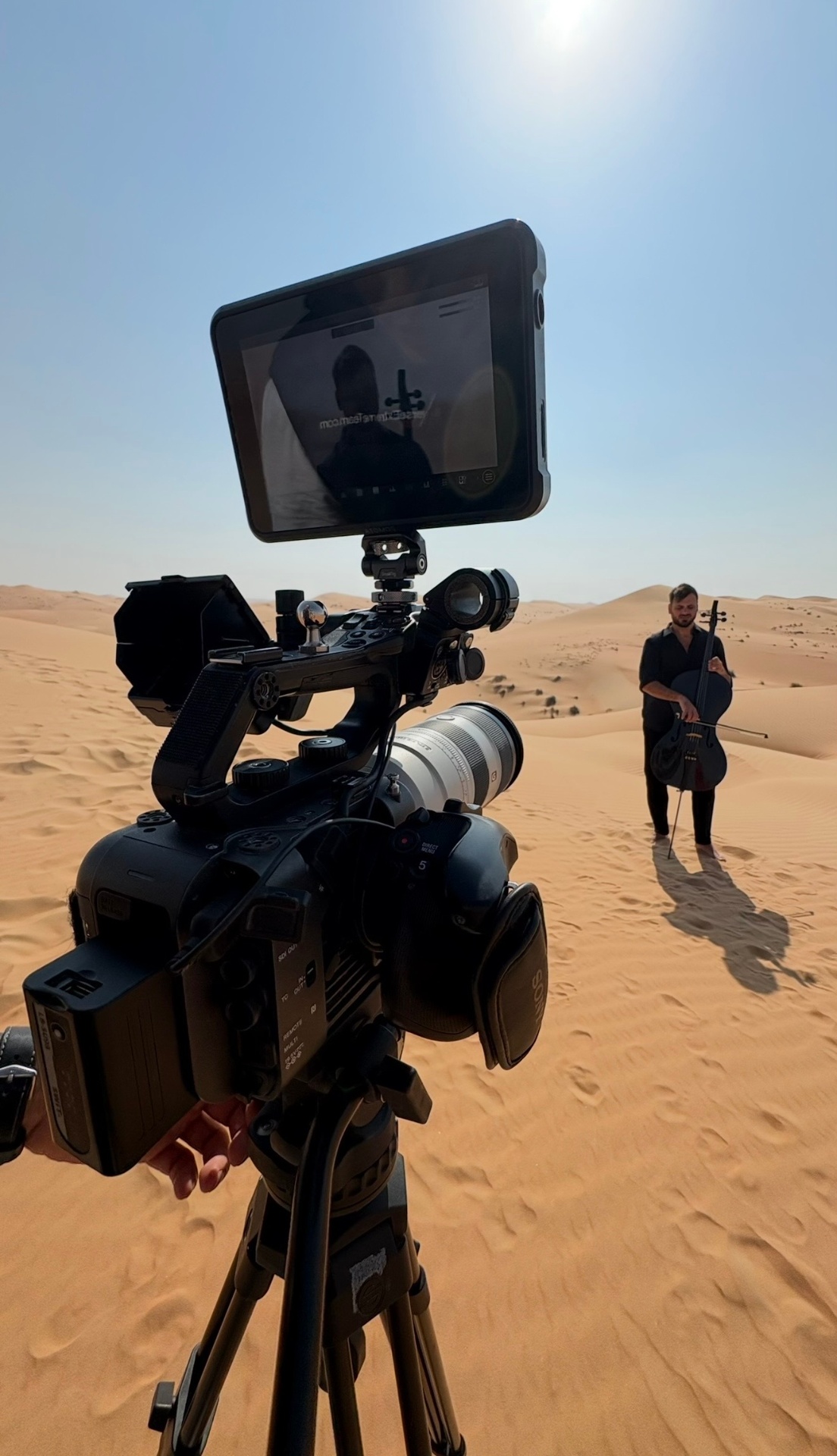 Behind the scenes frame 9